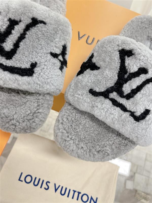 2025126103526799 230